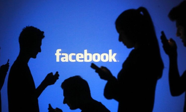 Facebook goes to delete personal album from your profile