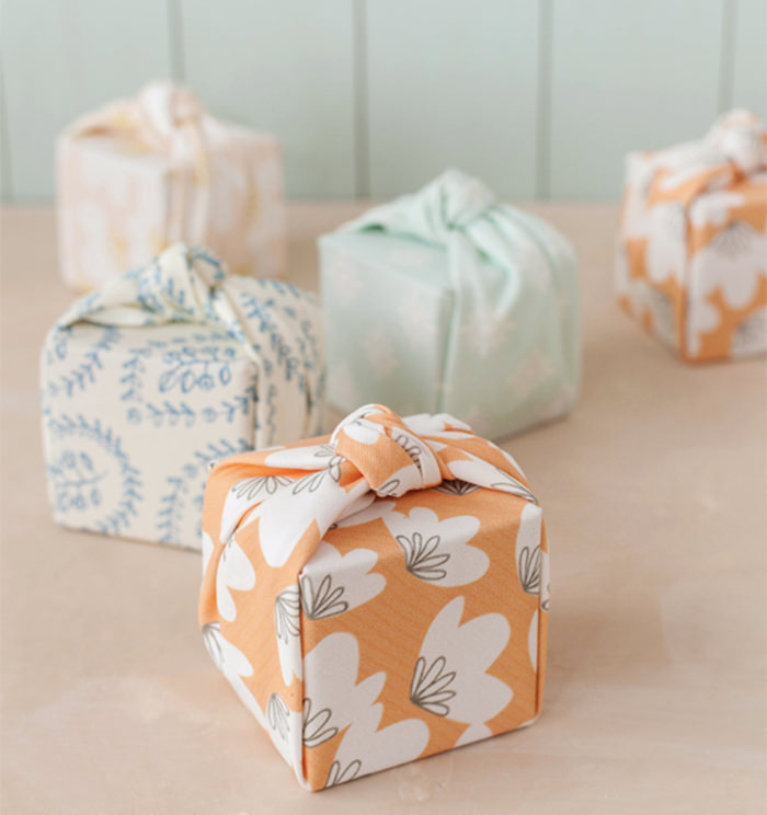 Knotted Fabric-Wrapped Favor Boxes